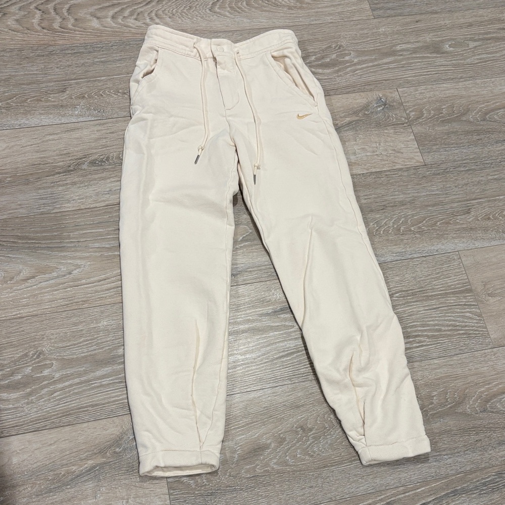 Nike Modern Fleece Women's High-Waisted French Terry Trousers